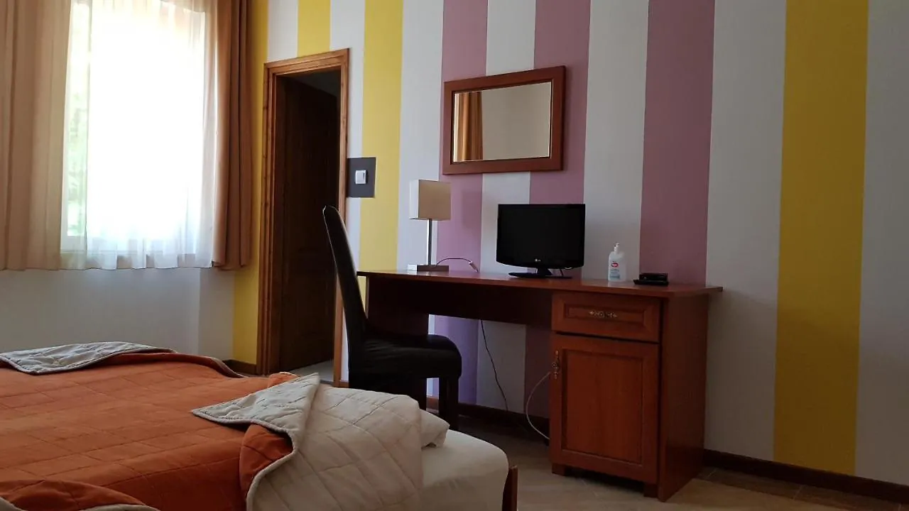 Guest house Aquarius Vendeghaz Hotel Szeged Hungary